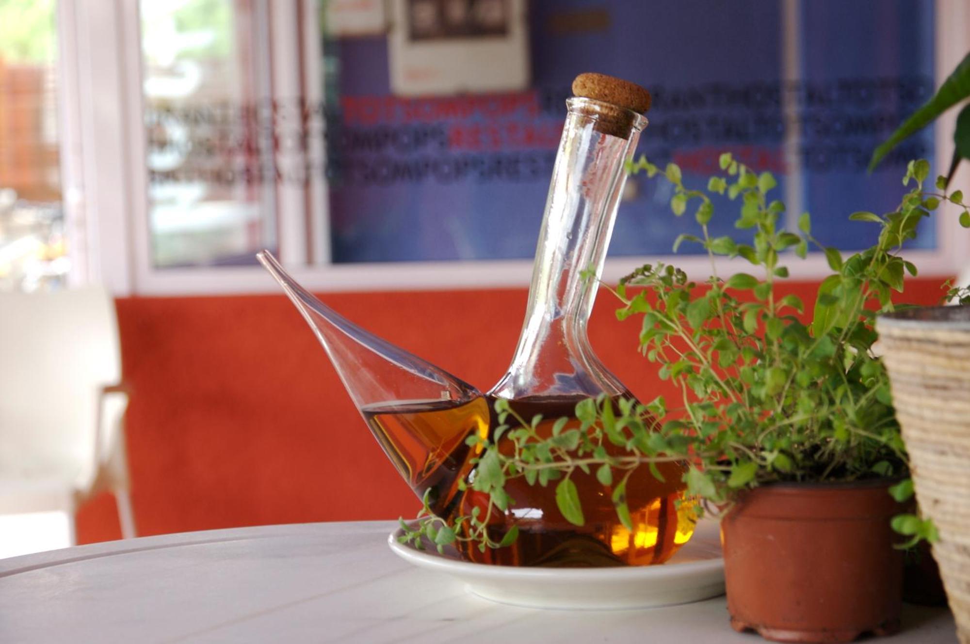 Hostal Totsompops Colera Luaran gambar