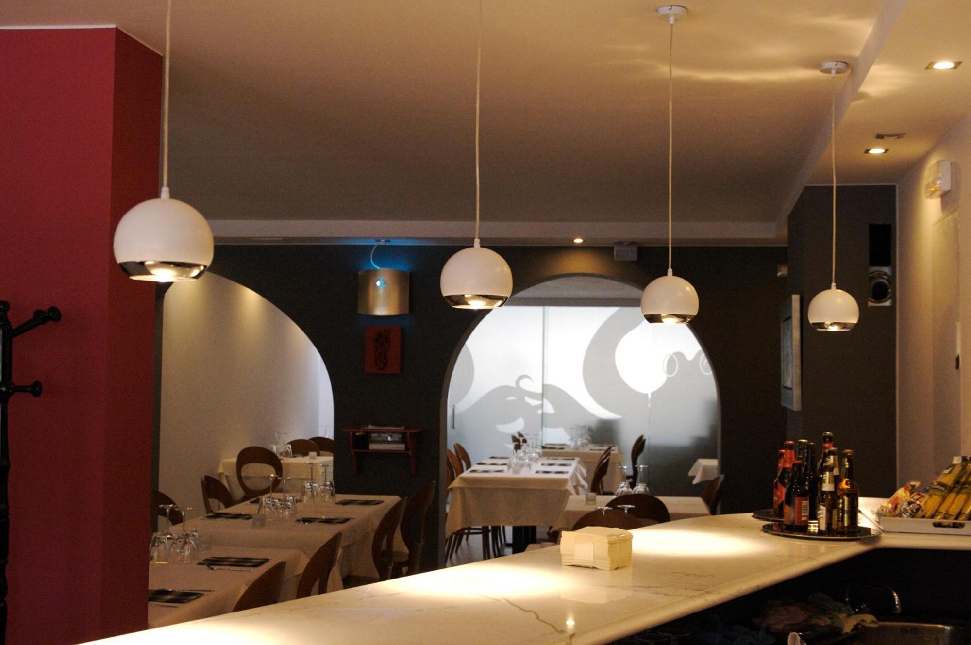 Hostal Totsompops Colera Luaran gambar