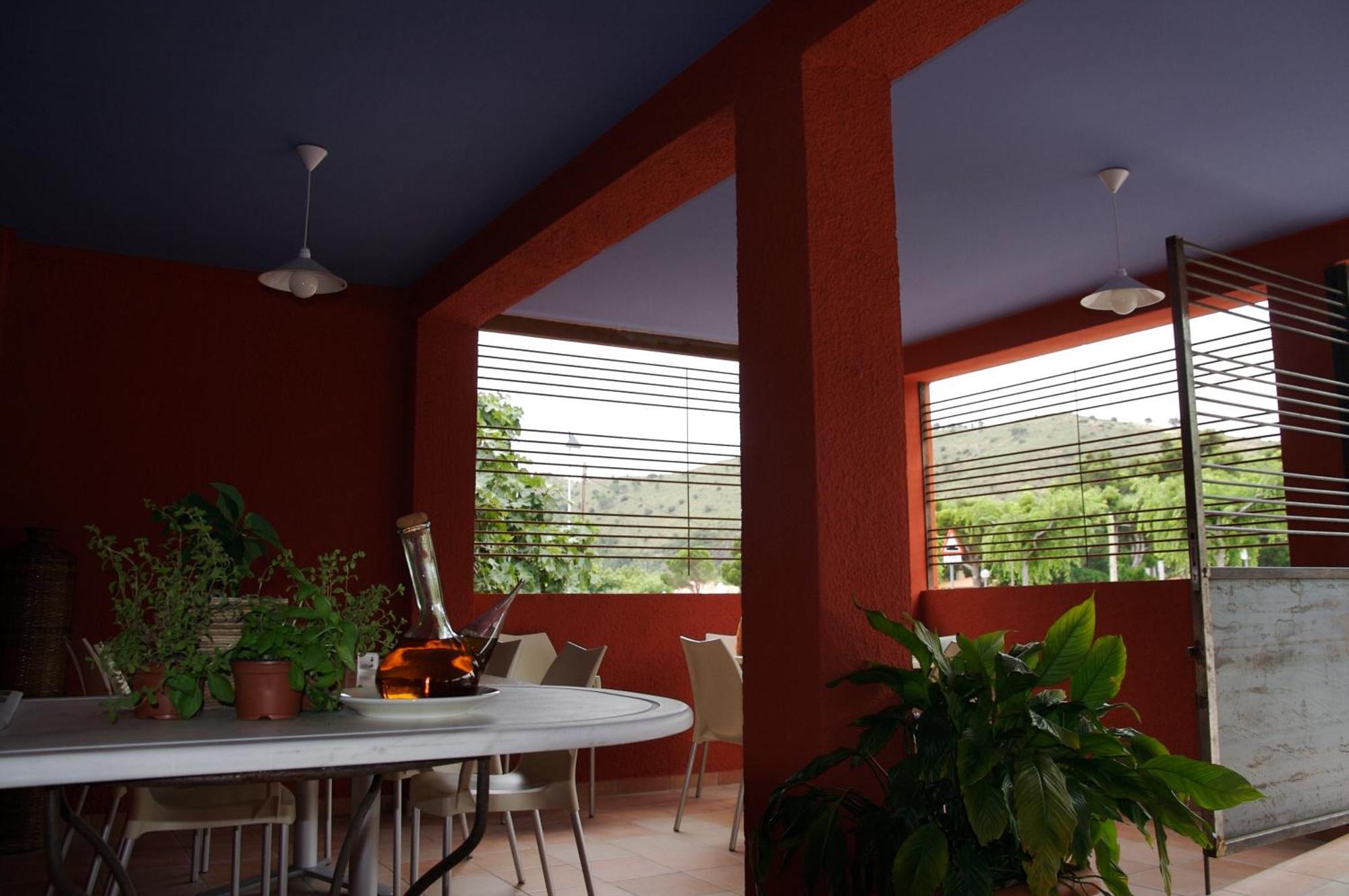 Hostal Totsompops Colera Luaran gambar