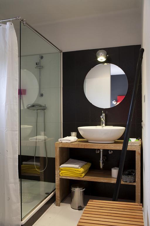 Hostal Totsompops Colera Luaran gambar