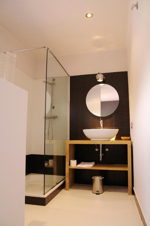 Hostal Totsompops Colera Luaran gambar